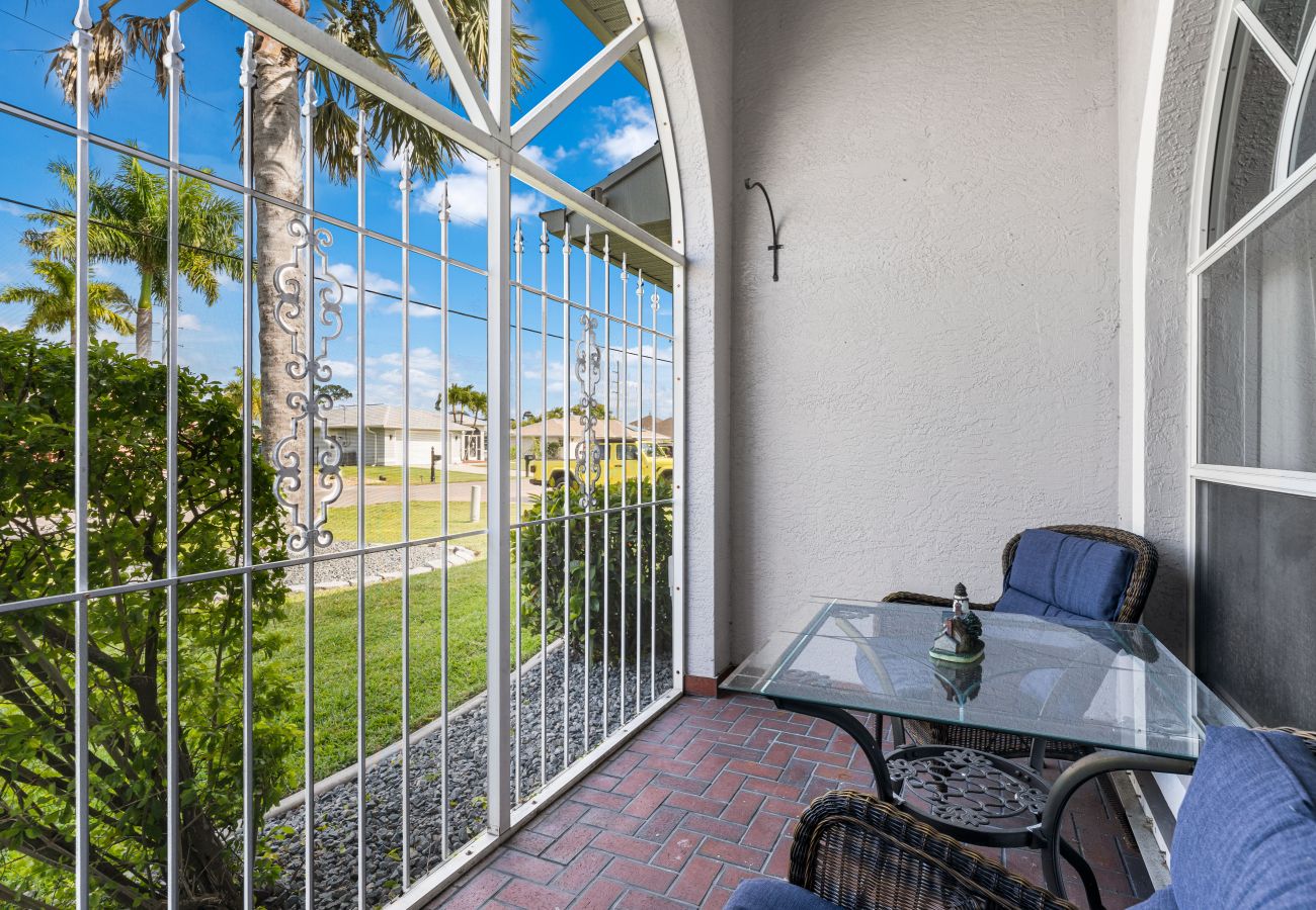 Ferienhaus in Cape Coral - CCVR - Villa Turtle Cove - Wunderschönes Lakefront Pool home