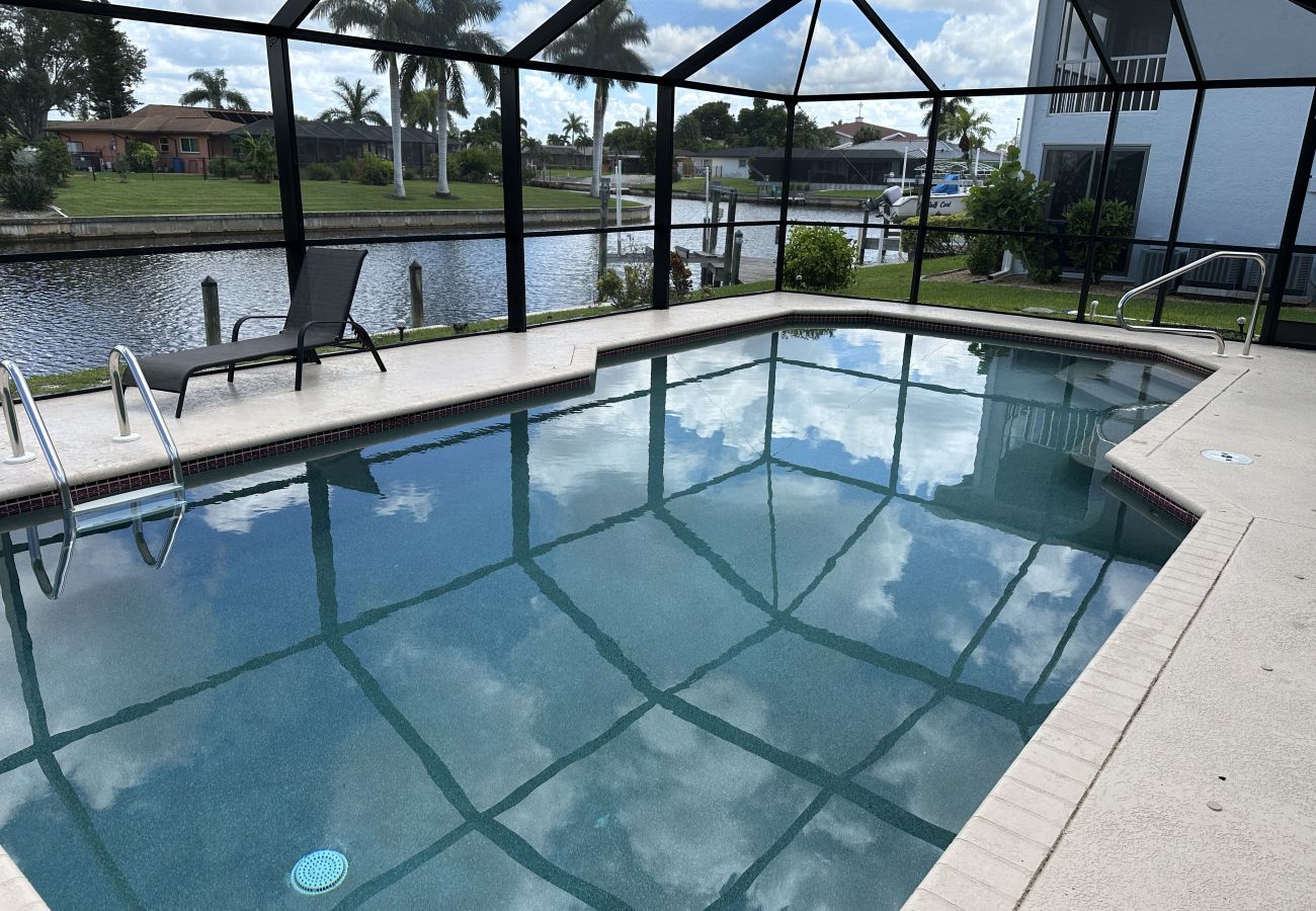 Ferienhaus in Cape Coral - CCVR - Peaceful Cottage