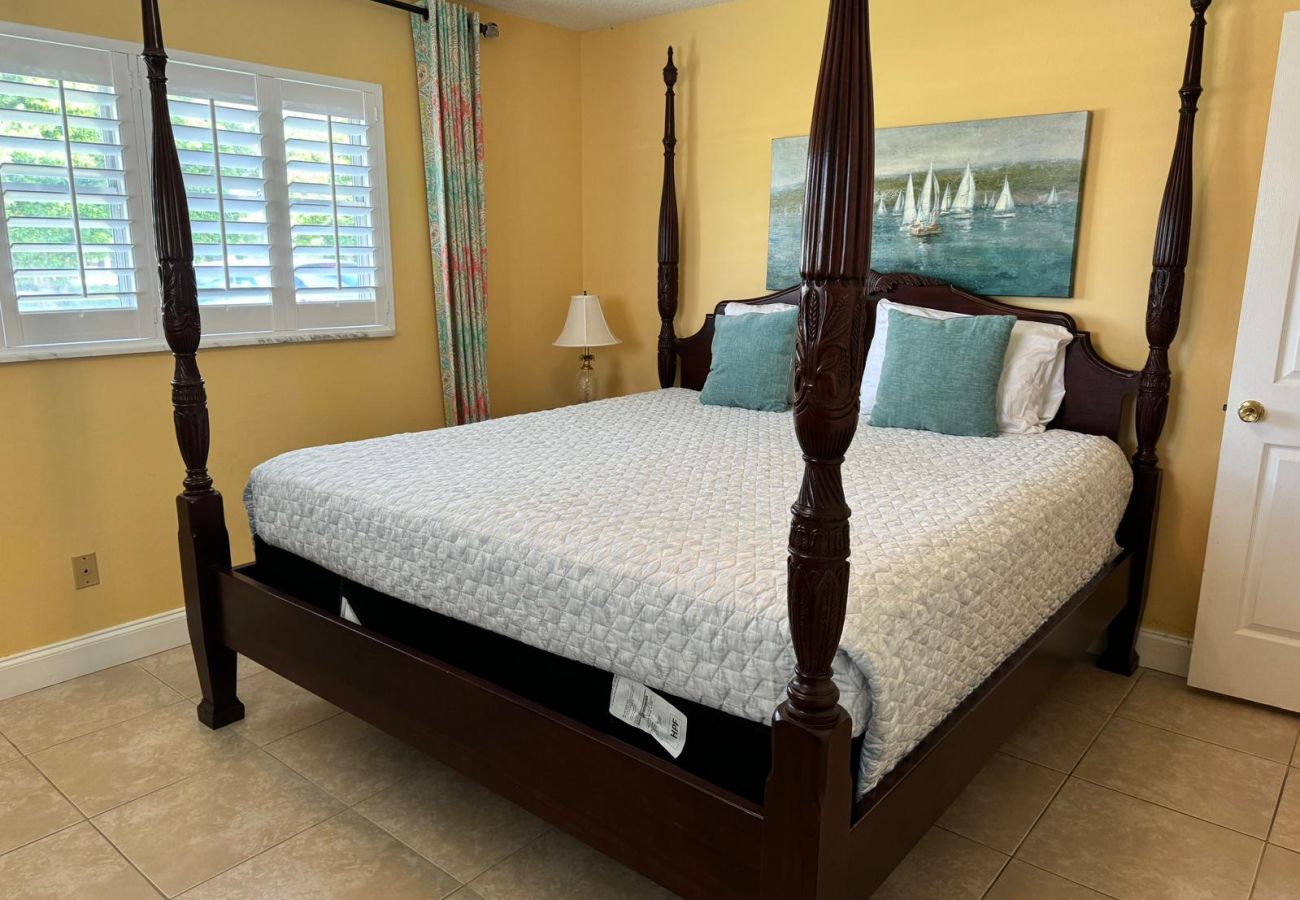 House in Cape Coral - CCVR - Peaceful Cottage